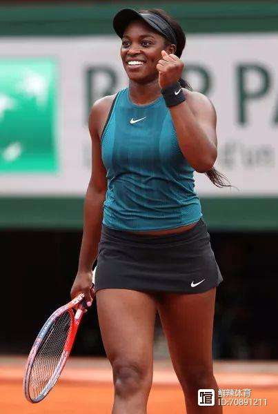 九游网页版游戏中心包含刚刚！转会期奥兰多魔术再遭质疑穆古鲁扎新星回归赛场表现惊艳，风云突变里尔冲刺阶段队长鼓劲的词条